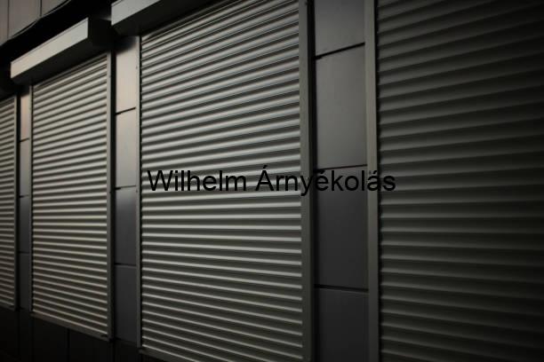 Hagyományos manuális működtetésű alumínium redőny javítása egy budapesti irodában